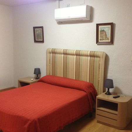 Hostal Pradillo Mostoles Exterior photo